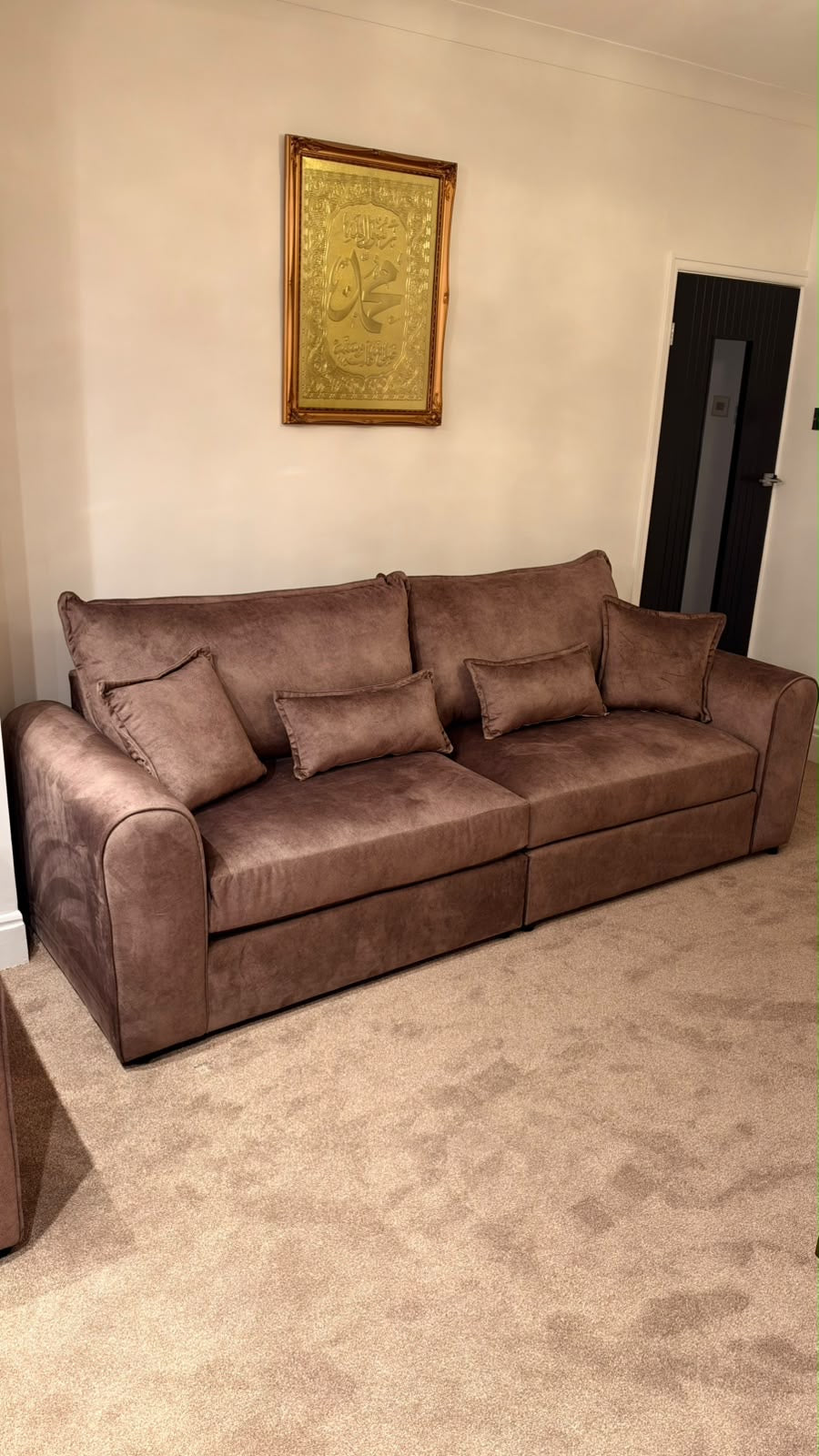 Ariana Sofa Collection