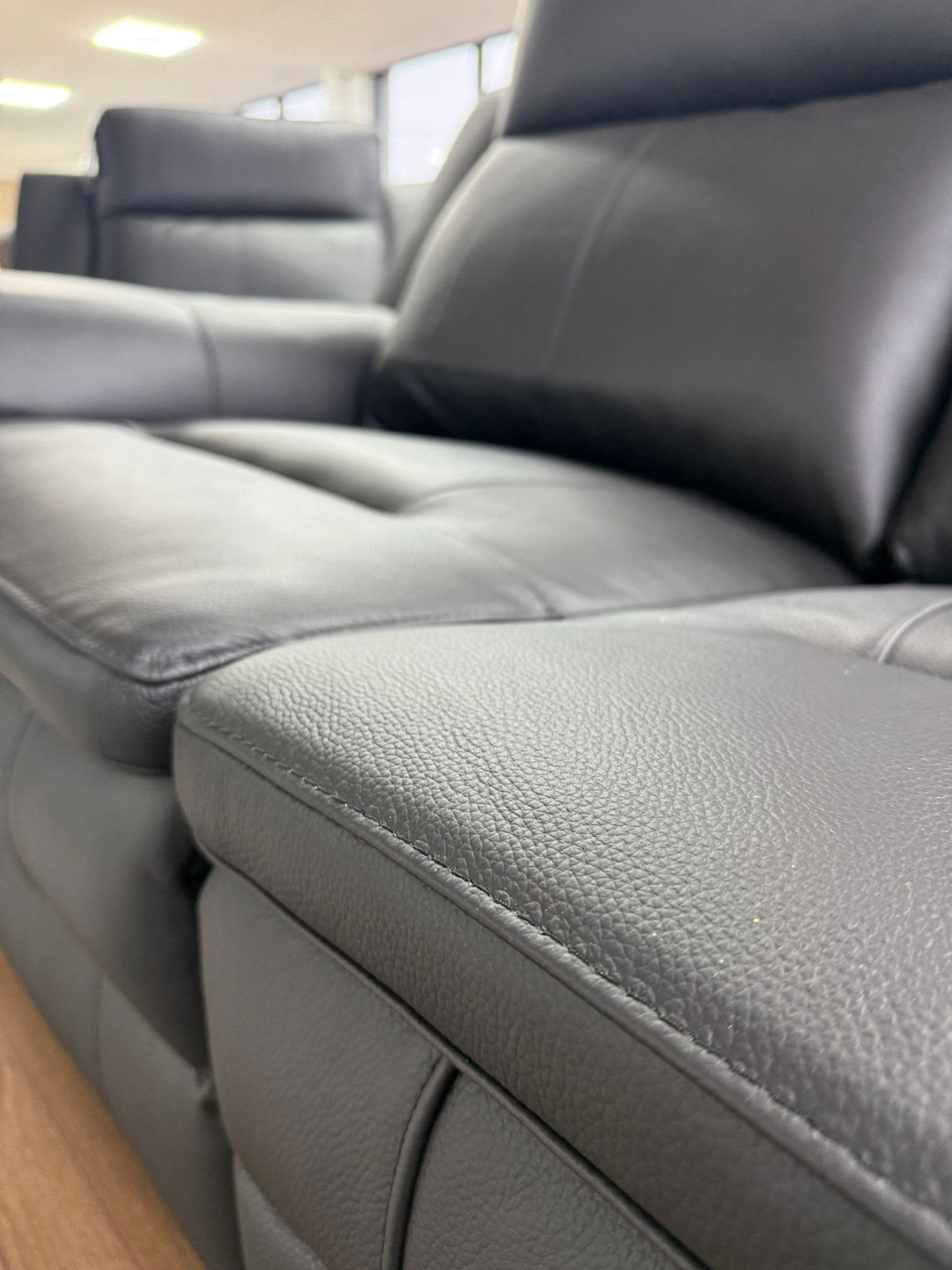 Boston Genuine Leather Electric Recliner 2 Seater Leather - Black