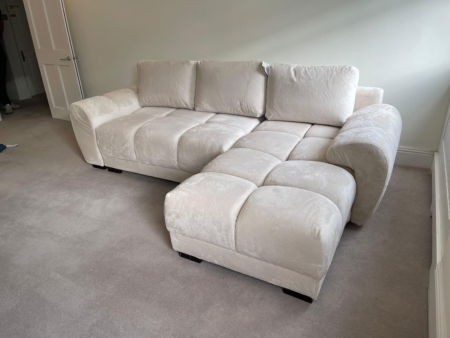 Azzuro Corner Sofa Bed With Storage - Universal Chaise - Plush Velvet  - Cream
