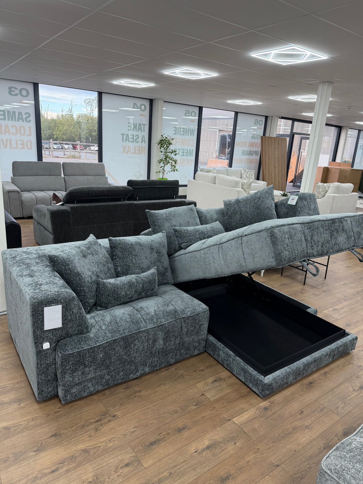 Brooklyn Electric Storage Right Hand Sofa Bed - Charcoal
