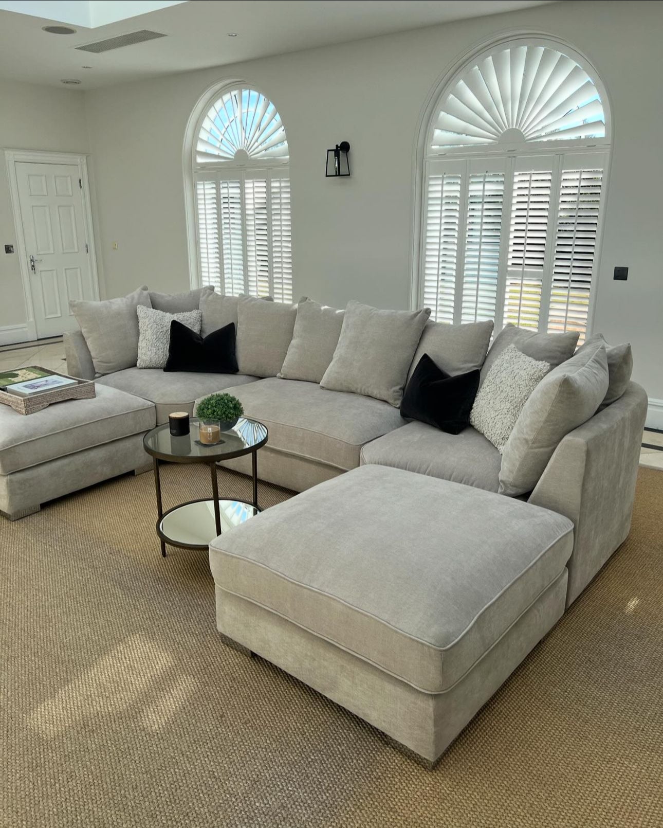 Luxury Bishop U Shape Sofa