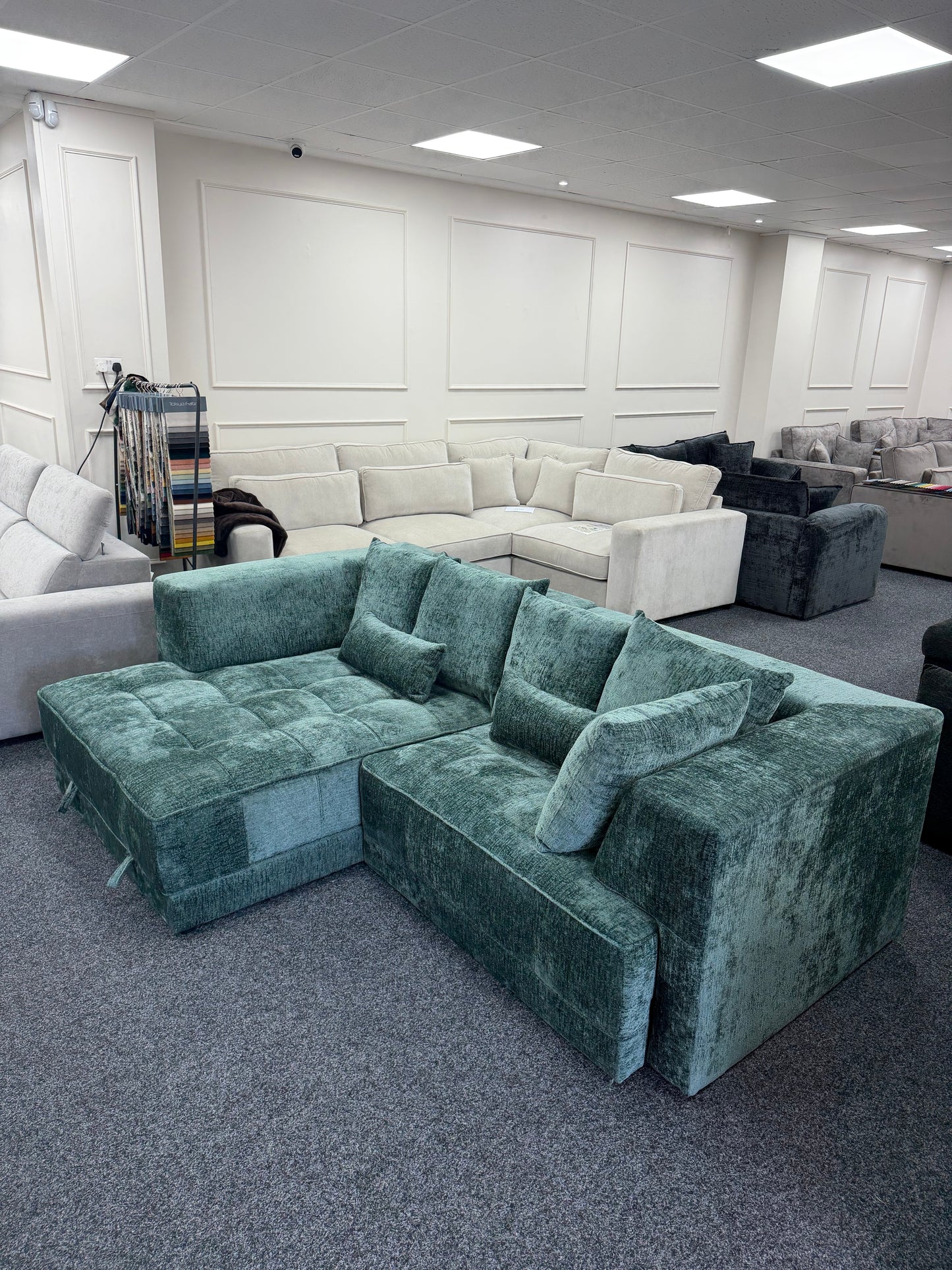 Brooklyn Electric Storage Right Hand Sofa Bed - Emerald