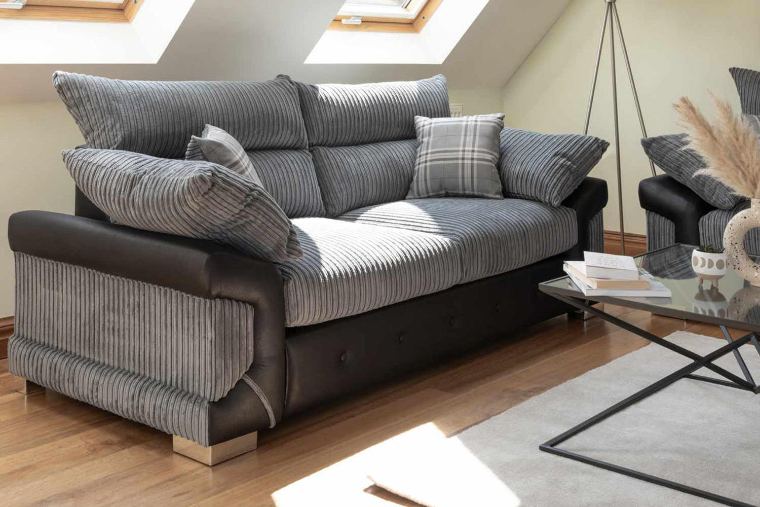 Axania Sofa Set - Black / Grey