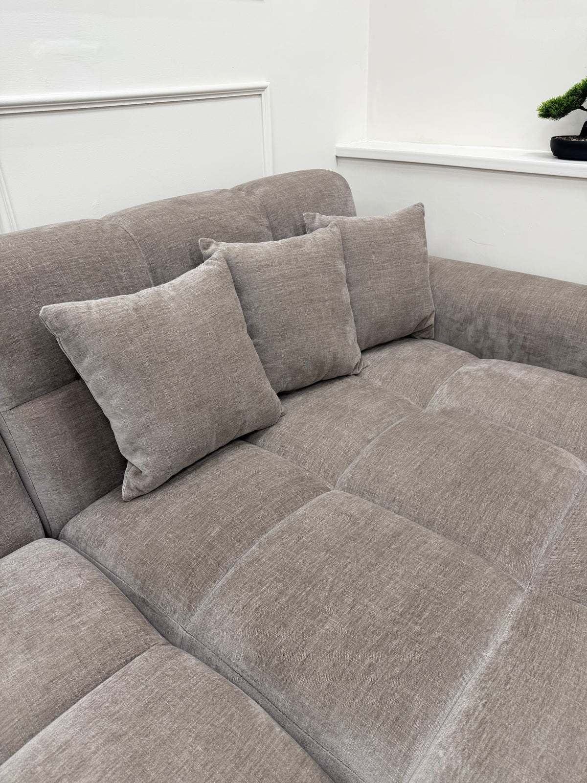 Jacob Sofa Latte Right Hand Facing Corner