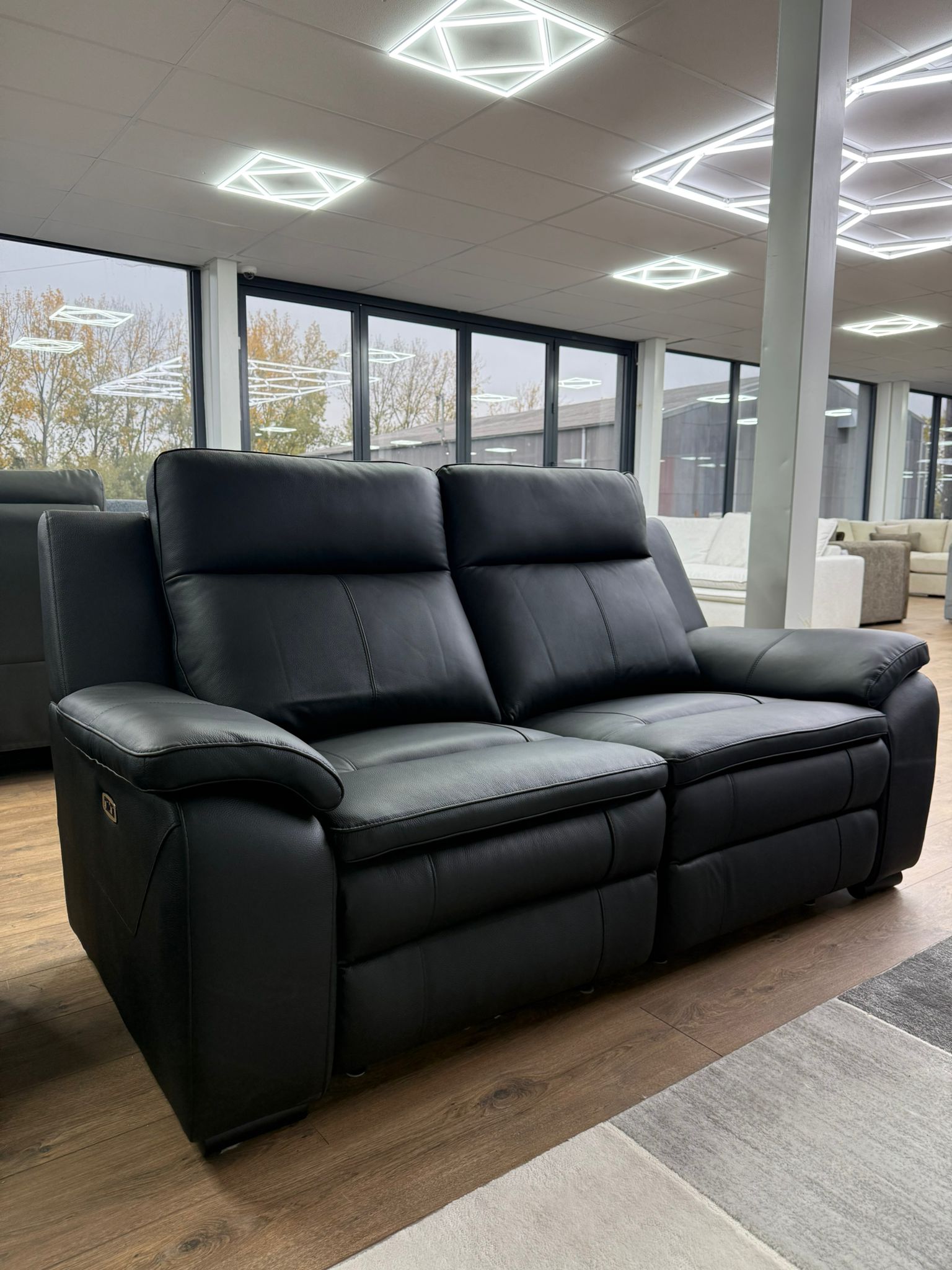 Boston Genuine Leather Electric Recliner 2 Seater Leather - Black