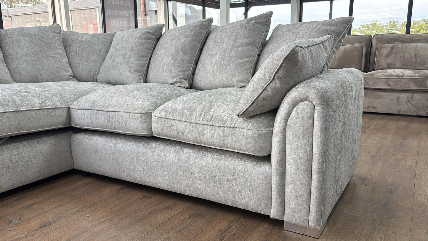 Chiswick Chaise Corner Sofa With Free Footstool