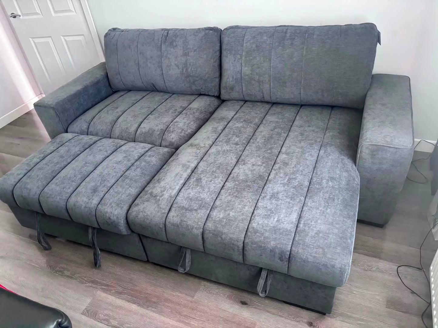 Franklin Universal Storage Sofa Bed With Cupholders & USB/C Charging