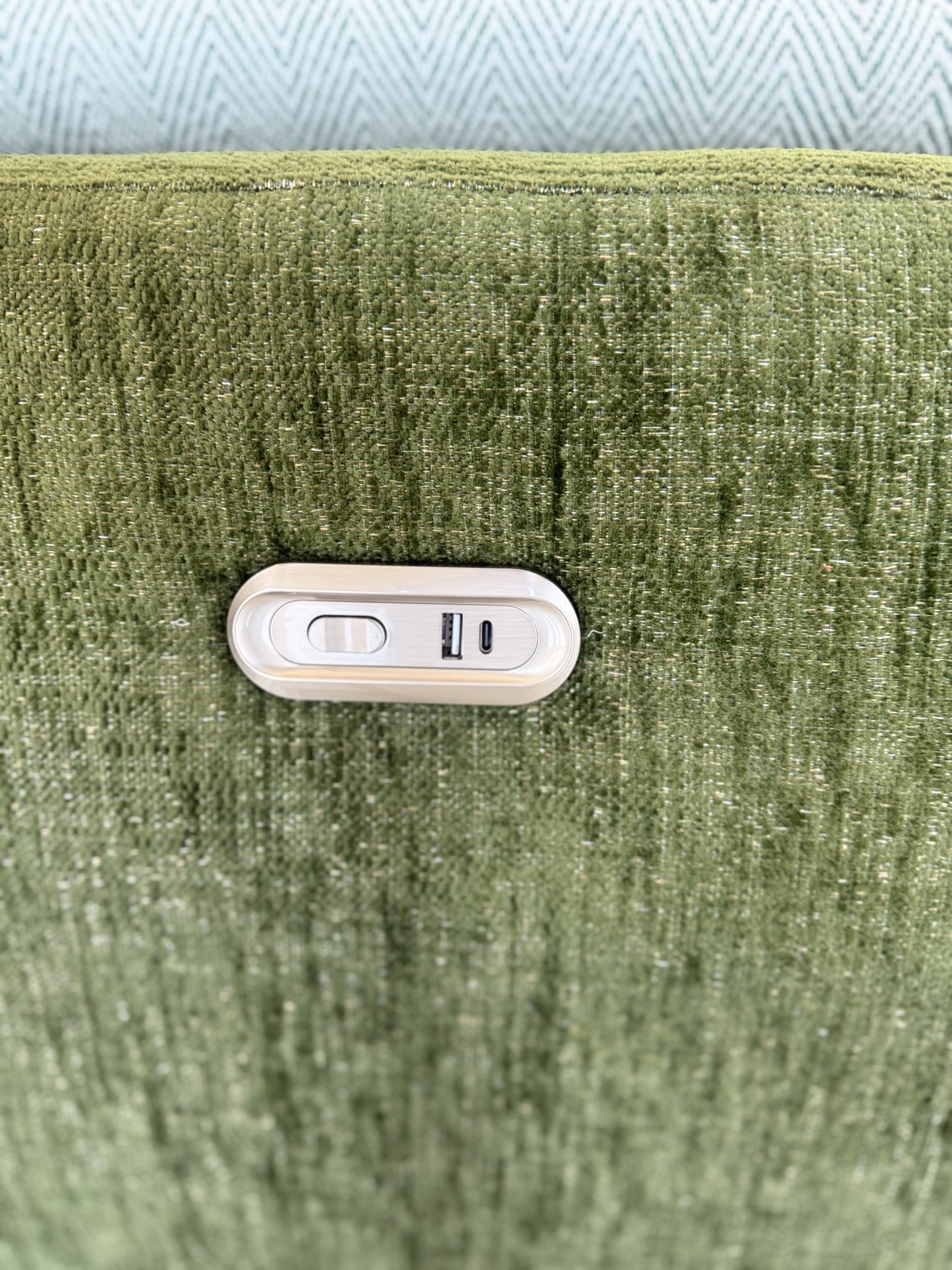 Denver Sofa Green Electric Recliner Right Hand