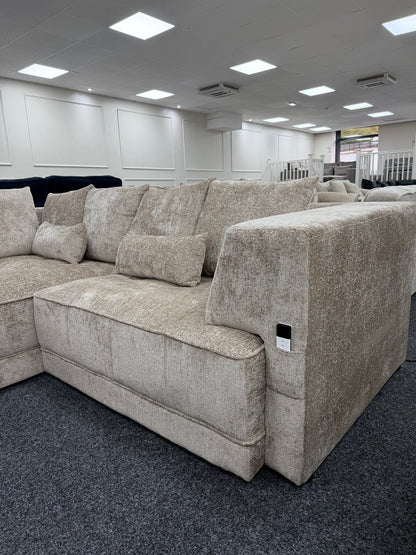 Brooklyn Light Beige left-hand electric storage sofa bed, arm and electric control detail